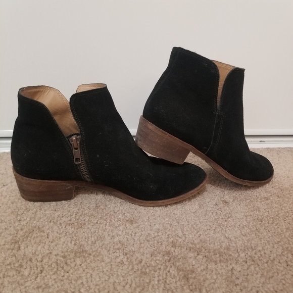 Splendid Hamptyn Black Suede Ankle Boots - Picture 2 of 9